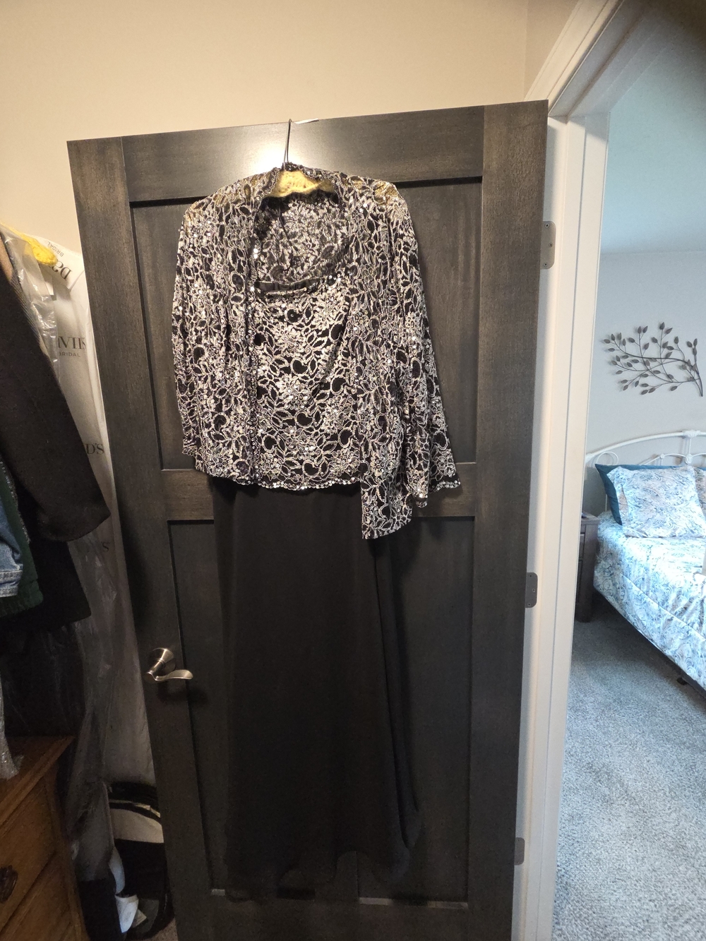 Womens special.occasion two piece dress in black and silver size 14 W